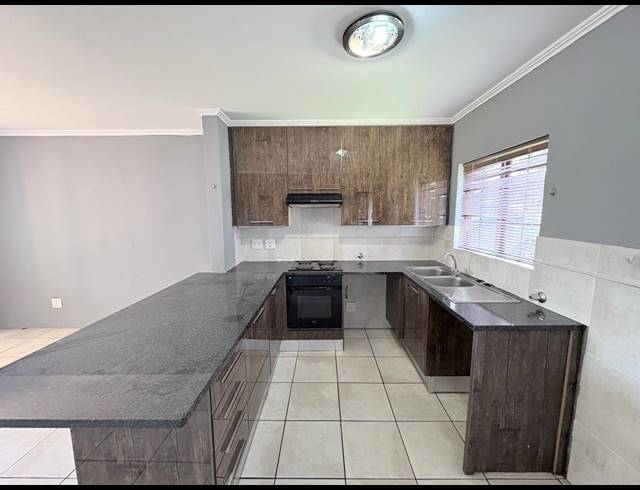 1 BEDROOM APARTMENT FOR SALE IN RIVONIA